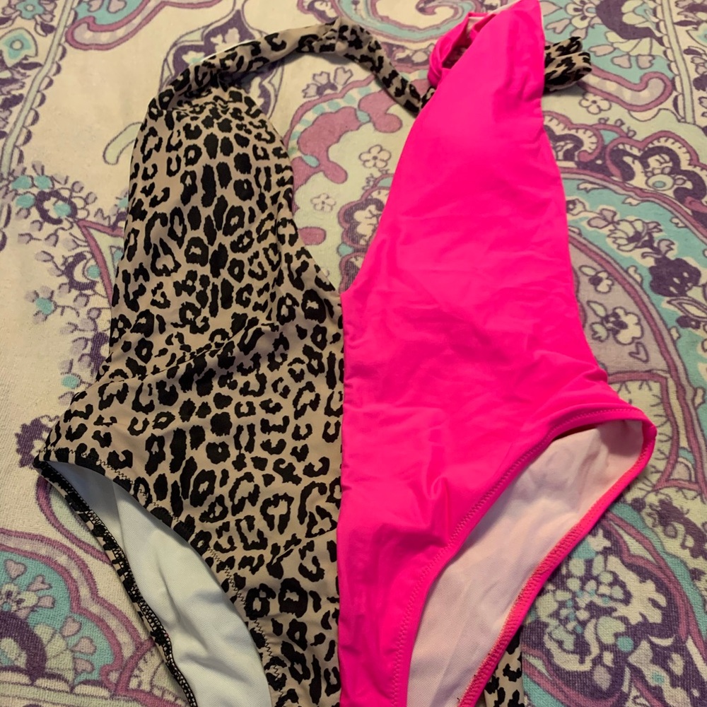 Leopard and HOT pink plunge swimsuit
